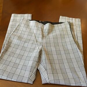 A New Day size 4 stretch pants side zipper plaid pattern